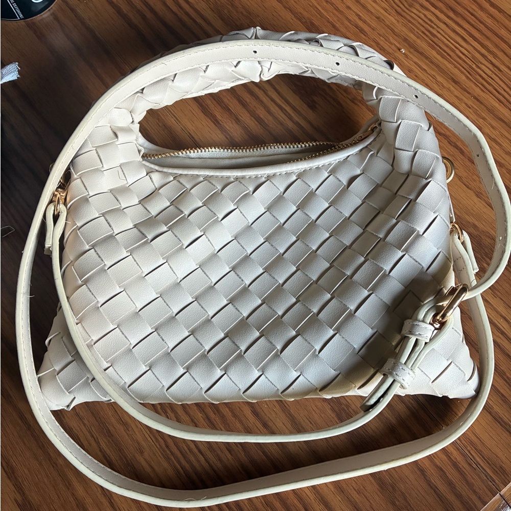 Urban Expressions Cream Shoulder Bag with Textured Weave